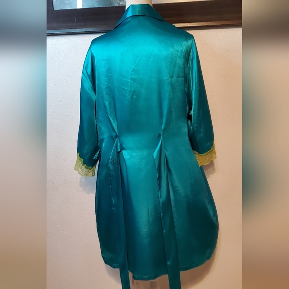 Jones New York Chemise and Robe - Picture 14 of 16